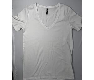 Sinsay Women's White Top V-Neck Tshirt style size S Pre-Owned in great condition
